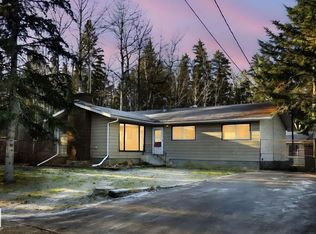 4902 63rd St, Val Quentin, AB T0E 0A1