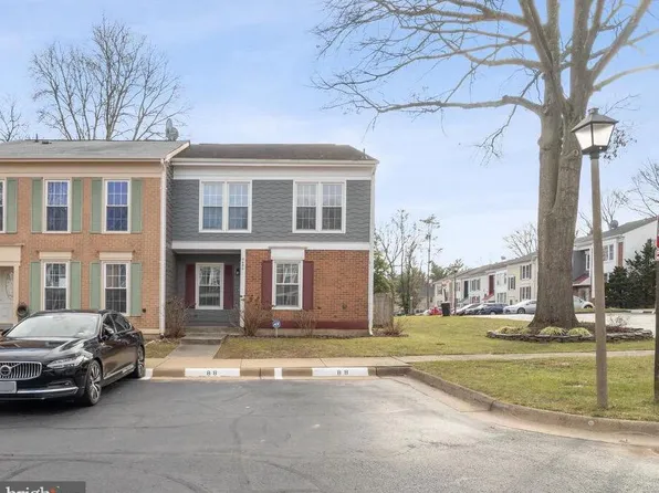 5490 Safe Harbor Ct, Fairfax, VA 22032