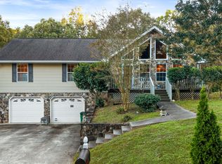 9910 Baker Boy Dr, Ooltewah, TN 37363