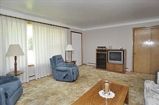 3rd image of 429 N Sherwood Ave
