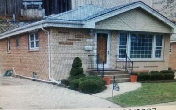 3rd image of 5024 Harold Ave #1