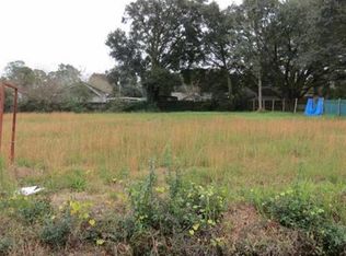 1500 S Fairfield Dr, Pensacola, FL 32507