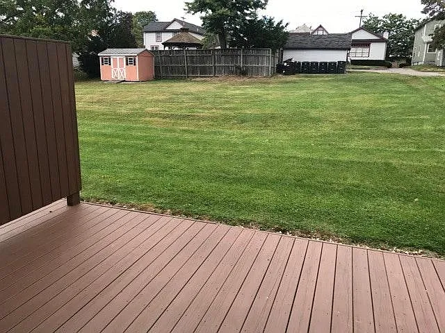 Deck/Yard