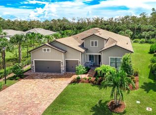9778 Everglades Dr, Naples, FL 34120