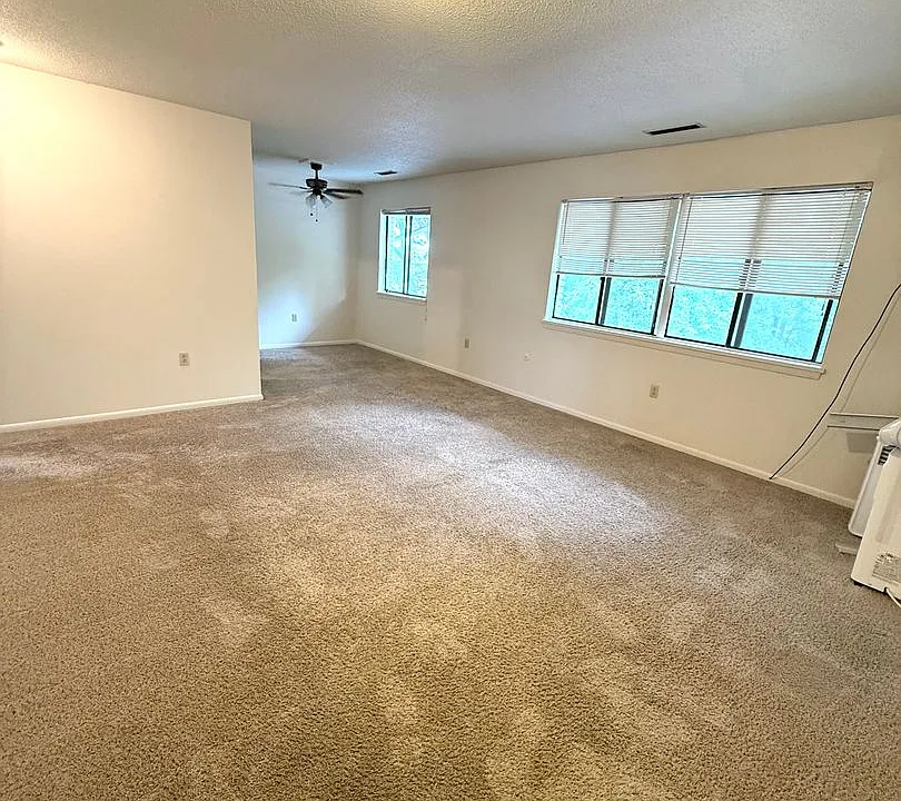 1403 Peninsula Dr
