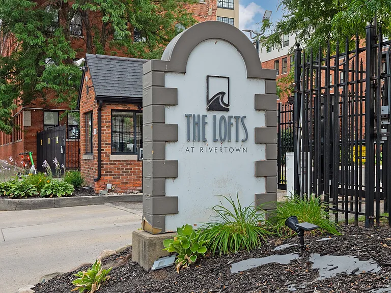 6533 E Jefferson Ave #224 — Photo 26