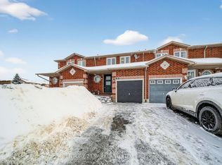 3 Majesty Blvd, Barrie, ON L4M 7K1