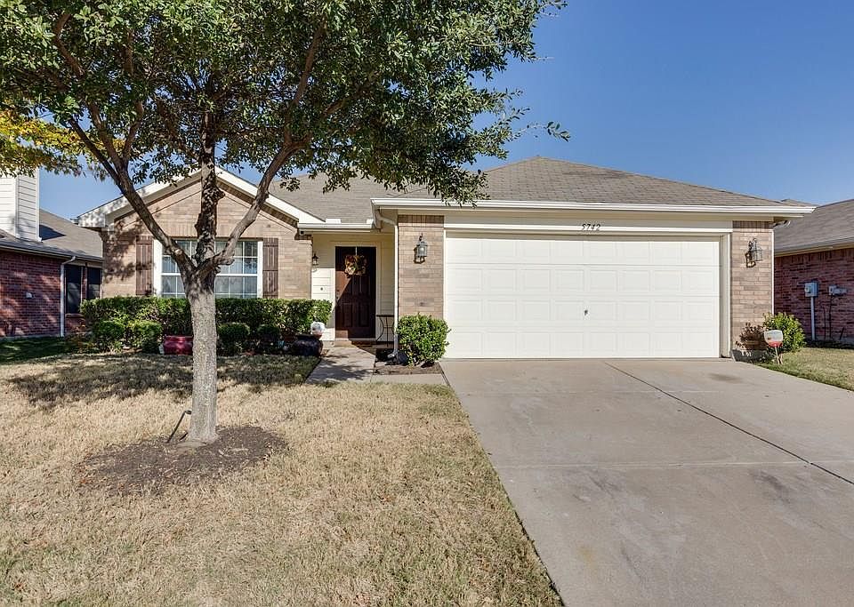 1st image of 5742 Firethorn Dr