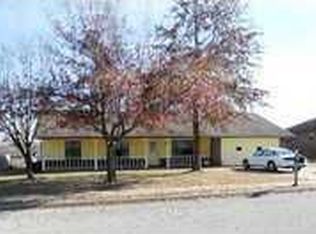 1441 Amy Cir, Springdale, AR 72762