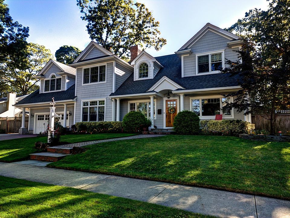 1st image of 14 Shinnecock Ave