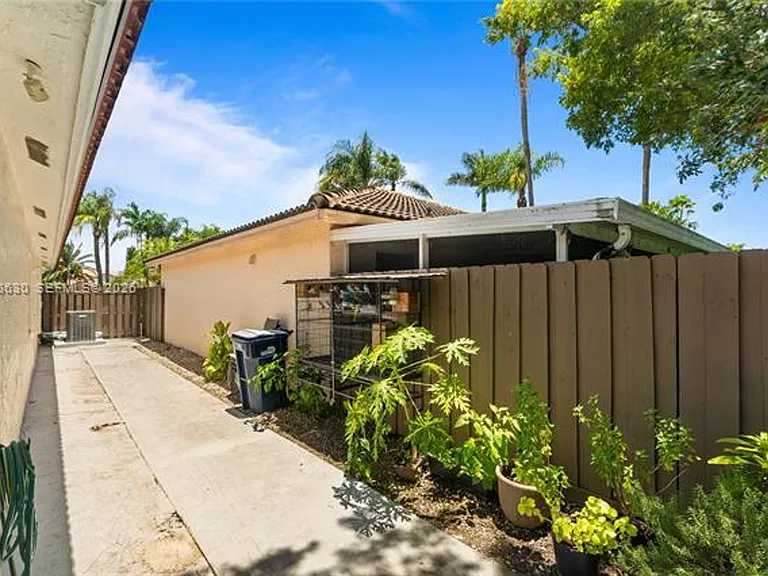 8842 SW 215th Ln #0 — Photo 46