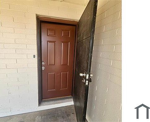 2nd image of 5538 W Monterosa St
