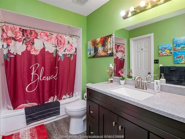 3057 Kenilworth Dr #UPPER — Photo 11