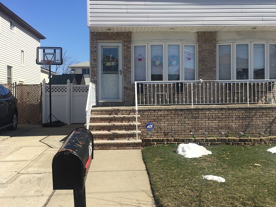1st image of 285 Fairbanks Ave