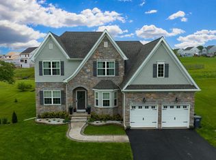 67 Black Matt Rd, Douglassville, PA 19518