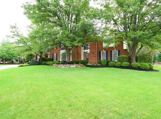 8653 Hetheridge Ln, Cincinnati, OH 45249