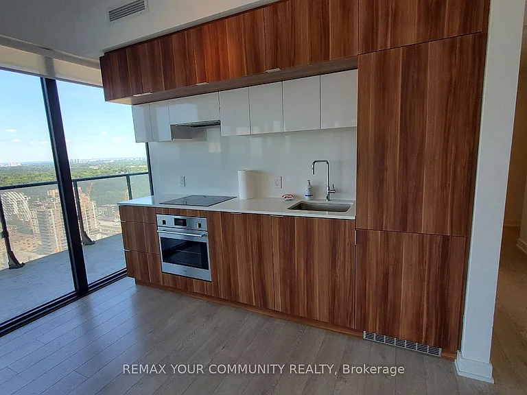 185 Roehampton Ave #2503 — Photo 9
