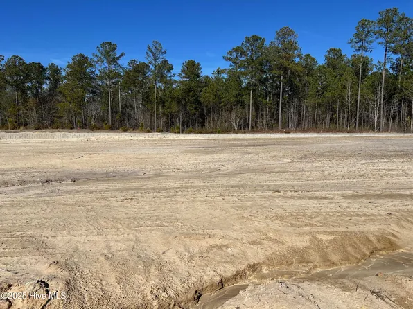 2923 W Timber Crest Lane NE, Leland, NC 28451