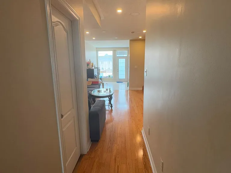 34 Pefferlaw Cir — Photo 3