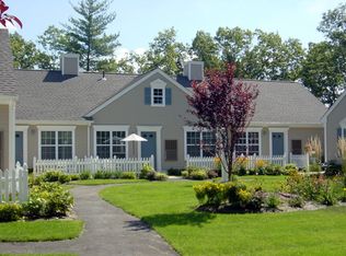 Peachtree Village - 62 And Older Senior Living, Avon, CT 06001