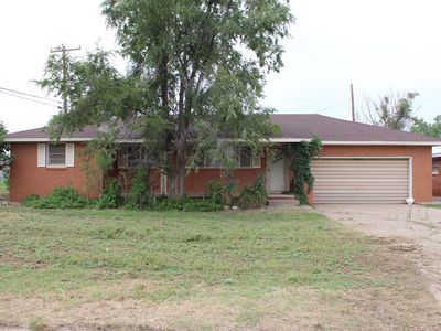 502 NW 7th St, Tulia, TX, 79088