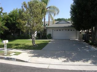 22152 Halsted St, Chatsworth, CA 91311