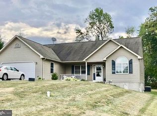 660 Wyckford Dr, Sellersville, PA 18960