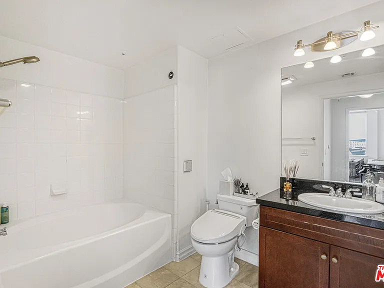 629 Traction Ave #412 — Photo 10