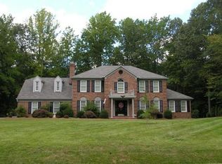 9908 Shady Cove Dr, Fairfax Station, VA 22039