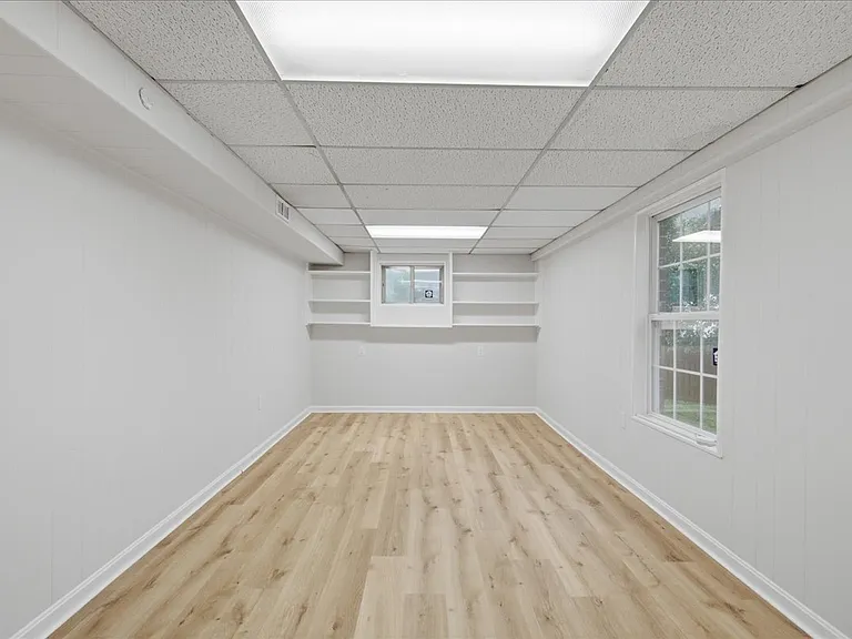 4120 Nutwood Way — Photo 38