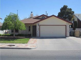 11892 Francis Scobee Dr, El Paso, TX 79936