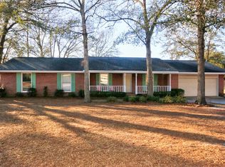 1052 Kentwood Dr, Sumter, SC 29154