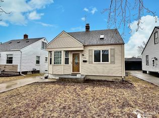 2049 McLain Ave, Lincoln Park, MI 48146