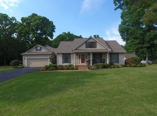 2100 Lake Field Rd, Selmer, TN 38375