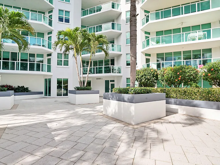 550 SE Mizner Blvd #B209 — Photo 51