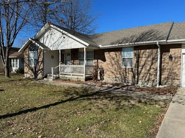 412 Hillcrest St, Frontenac, KS 66763