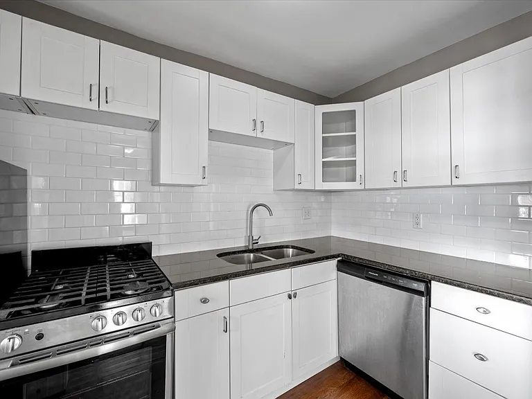 3803 Pennsylvania Ave #2N — Photo 4
