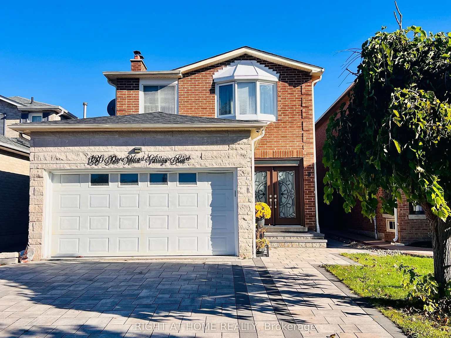 2 bed, $1,800 — Photo 1