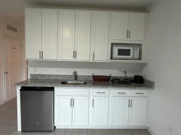 4613 SW Junietta Ter, Port Saint Lucie, FL 34953