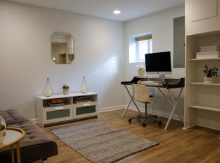 519 Kenyon St NW #B, Washington, DC 20010