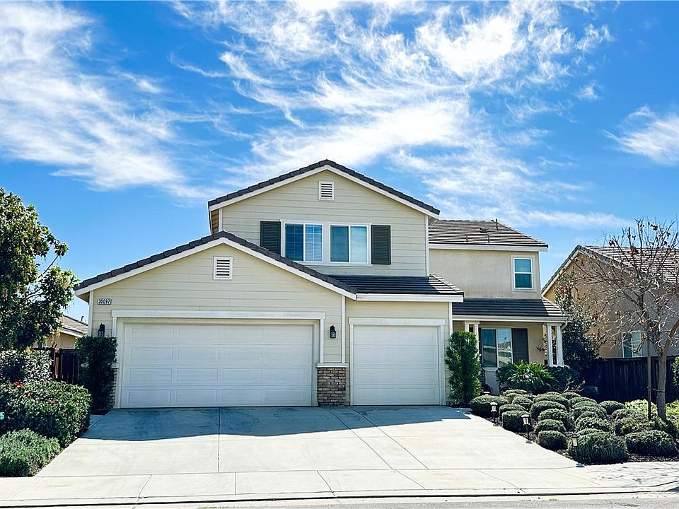 1st image of 30097 Pine Needle Rd