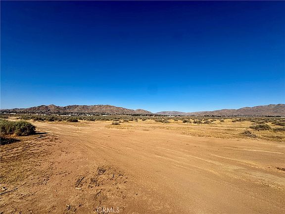 3rd image of 15369 Ocotilla Rd