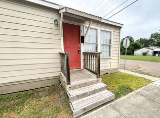 1002 Pine St, Victoria, TX 77901