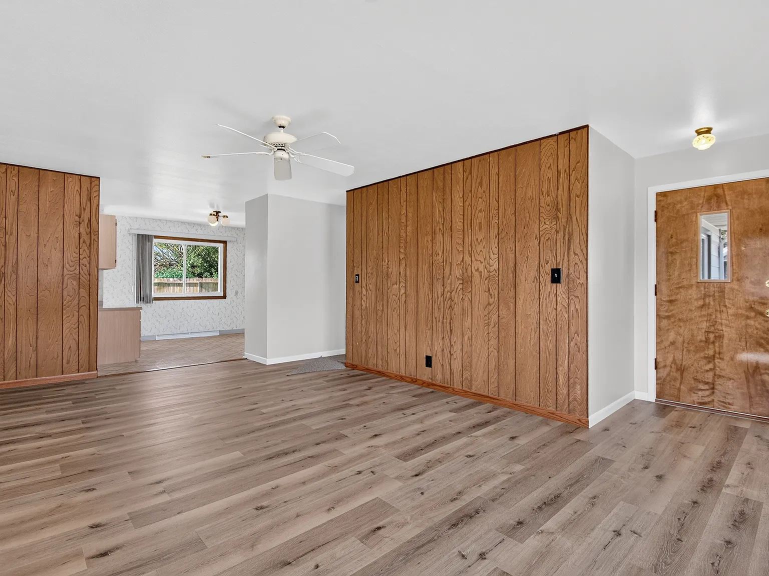 3 bed, 1448 sqft, $2,200 — Photo 3