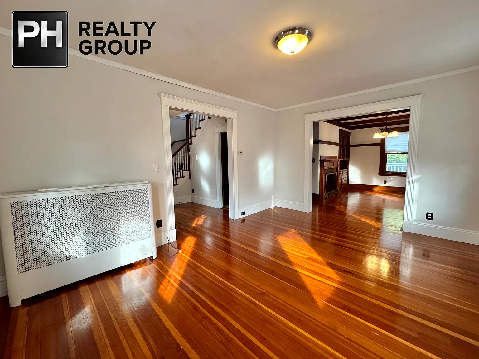 3 bed, 2.5 bath, 1800 sqft, $4,500 — Photo 2