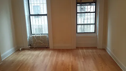 Rented by Green Line Realty