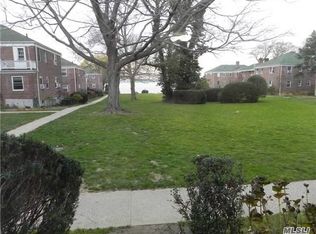 15 Dolphin Grn APT C1K, Port Washington, NY 11050