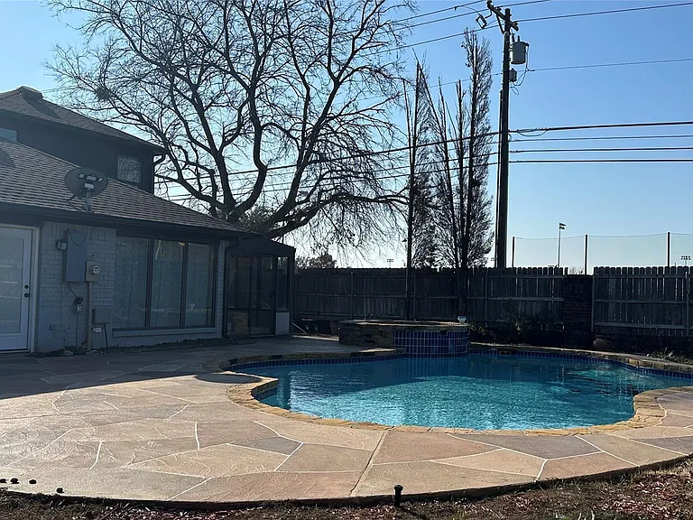 3925 Capricorn Ct — Photo 39