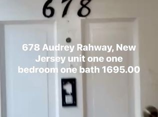 678 Audrey Dr #1L, Rahway, NJ 07065