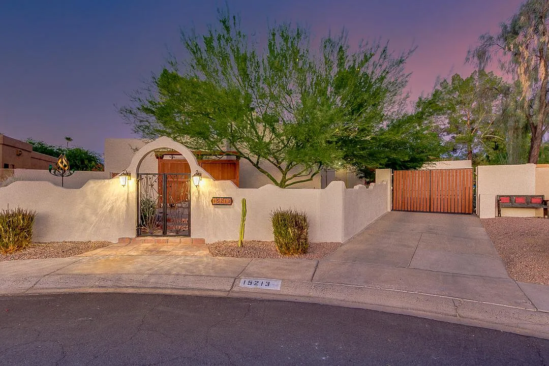 4 bed, 2.5 bath, 1972 sqft, $8,500 — Photo 3